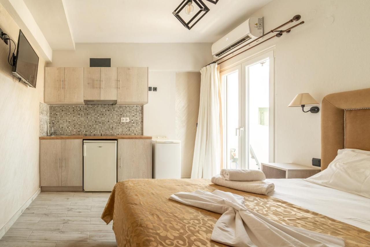 The Holiday Studio Agios Nikolaos Exteriör bild